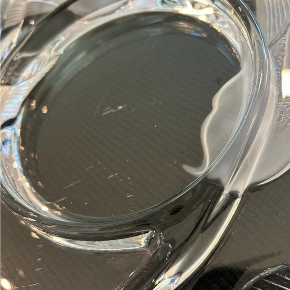 Crystal Clear Industries Frosted Calla Lily 14" Divided Chip and Dip Platter - Picture 6 of 10